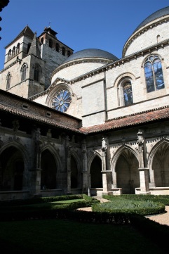 The Cathédrale Saint-Étienne from the cloisters